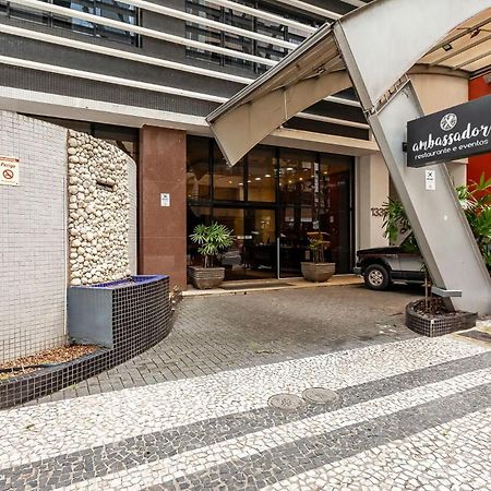 Apto-Flat Excelente Localizacao Centro-Batel - Somente Familiares Курітіба Екстер'єр фото
