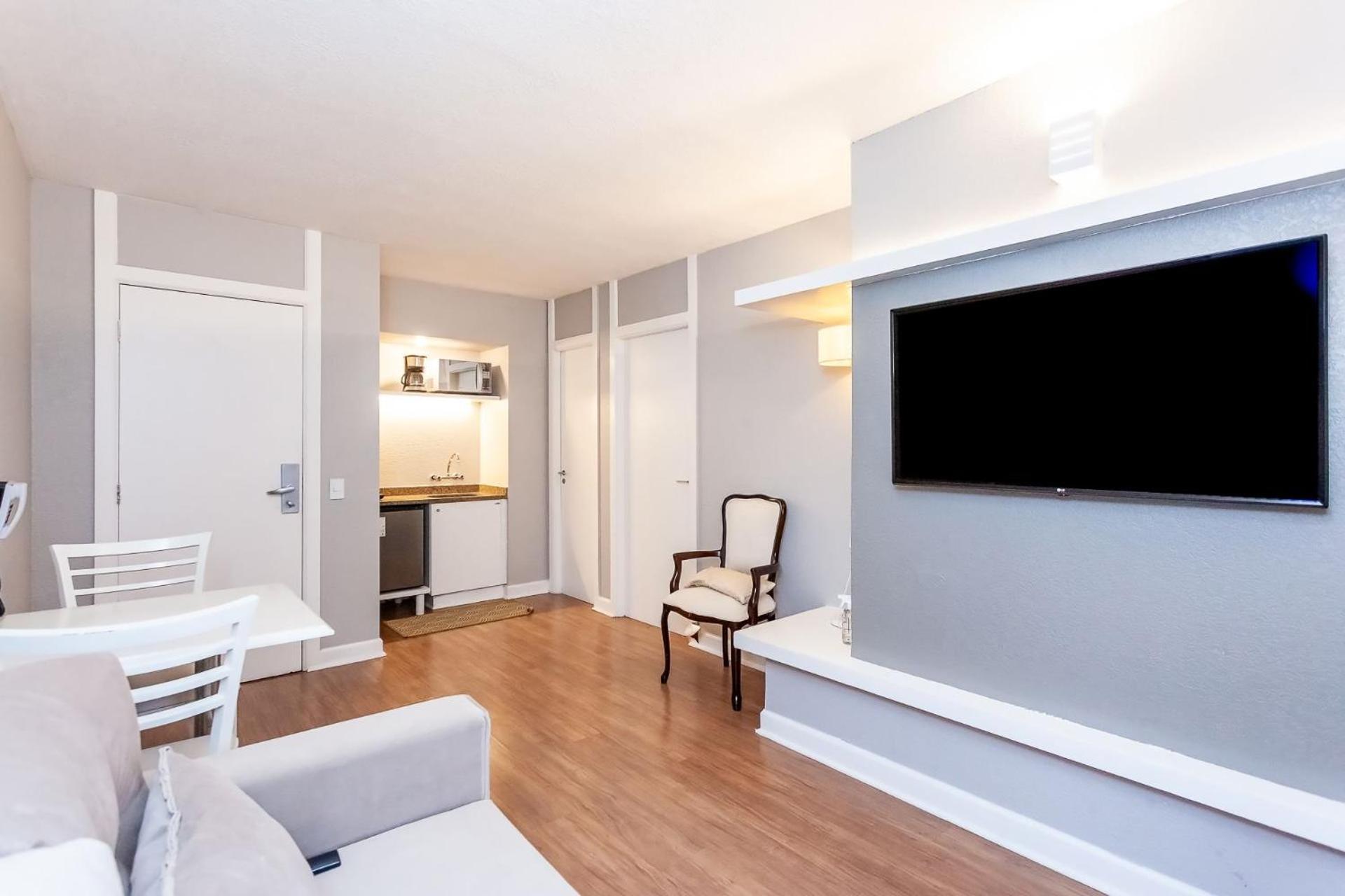 Apto-Flat Excelente Localizacao Centro-Batel - Somente Familiares Курітіба Екстер'єр фото