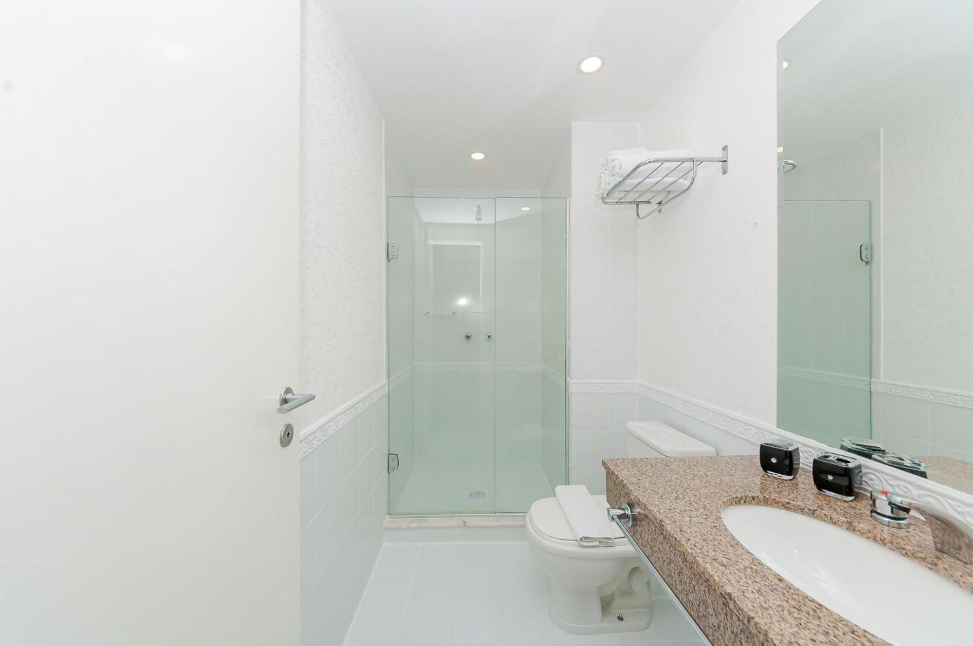 Apto-Flat Excelente Localizacao Centro-Batel - Somente Familiares Курітіба Екстер'єр фото