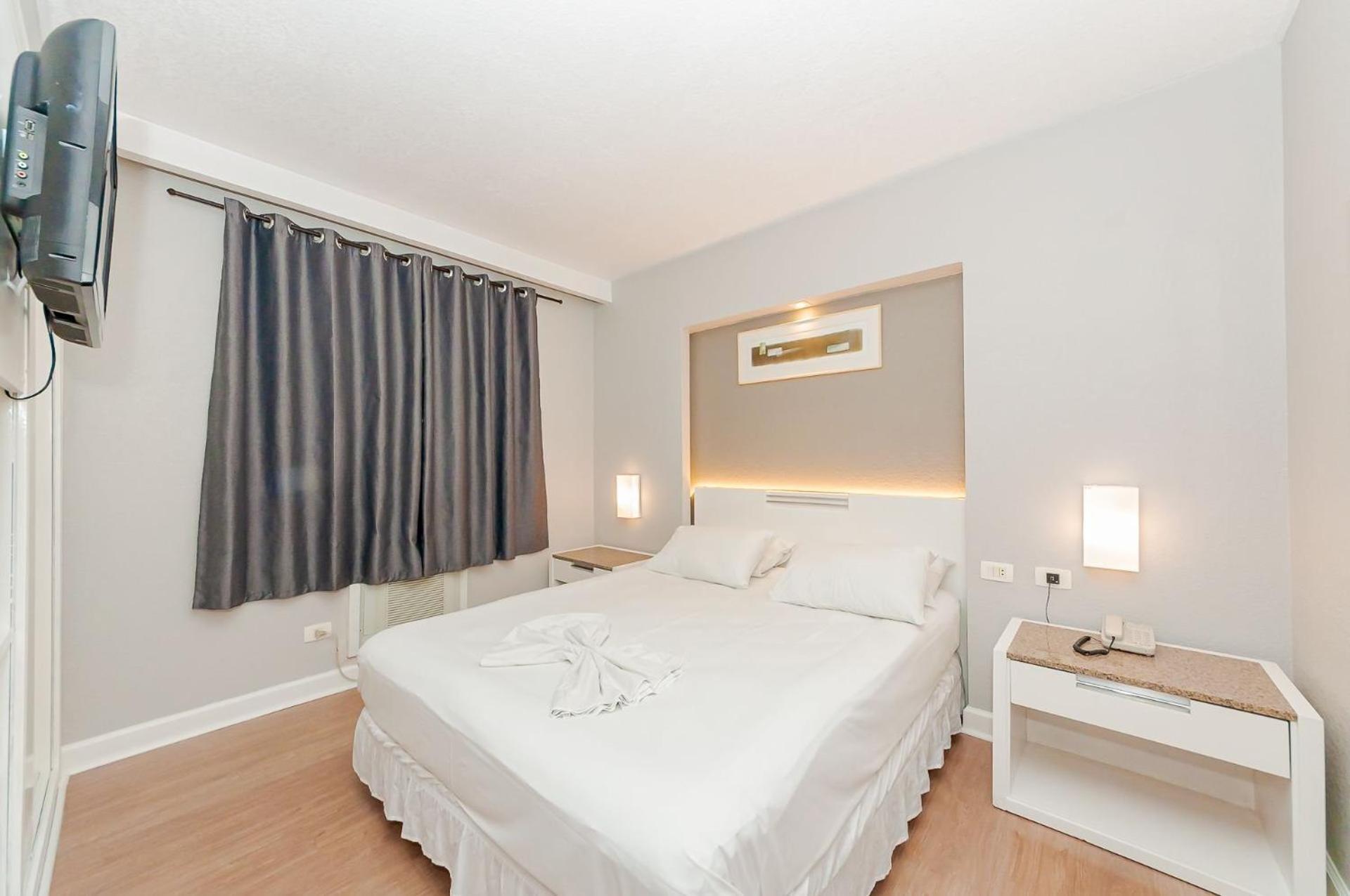 Apto-Flat Excelente Localizacao Centro-Batel - Somente Familiares Курітіба Екстер'єр фото